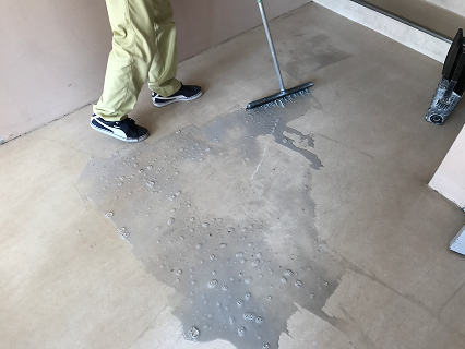 長尺シート、Ｐタイルの清掃