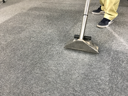 カーペットクリーニング