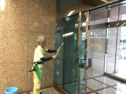 ガラスクリーニング