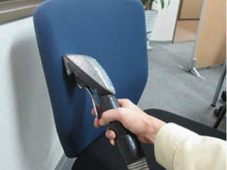 事務所イス・ソファーの清掃