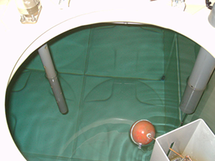 貯水槽修理、補修、オーバーフロー管取り換え